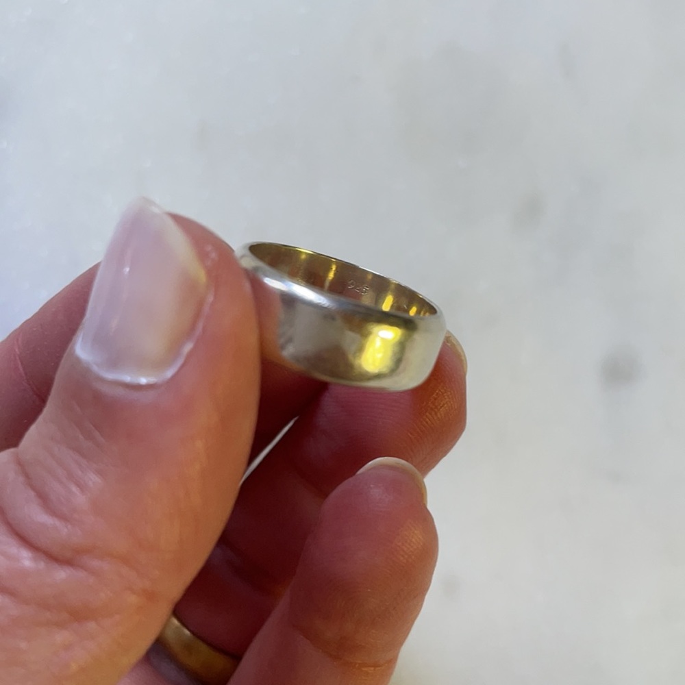 Vintage | Simple 925 Silver Band Ring - Picture 7 of 13